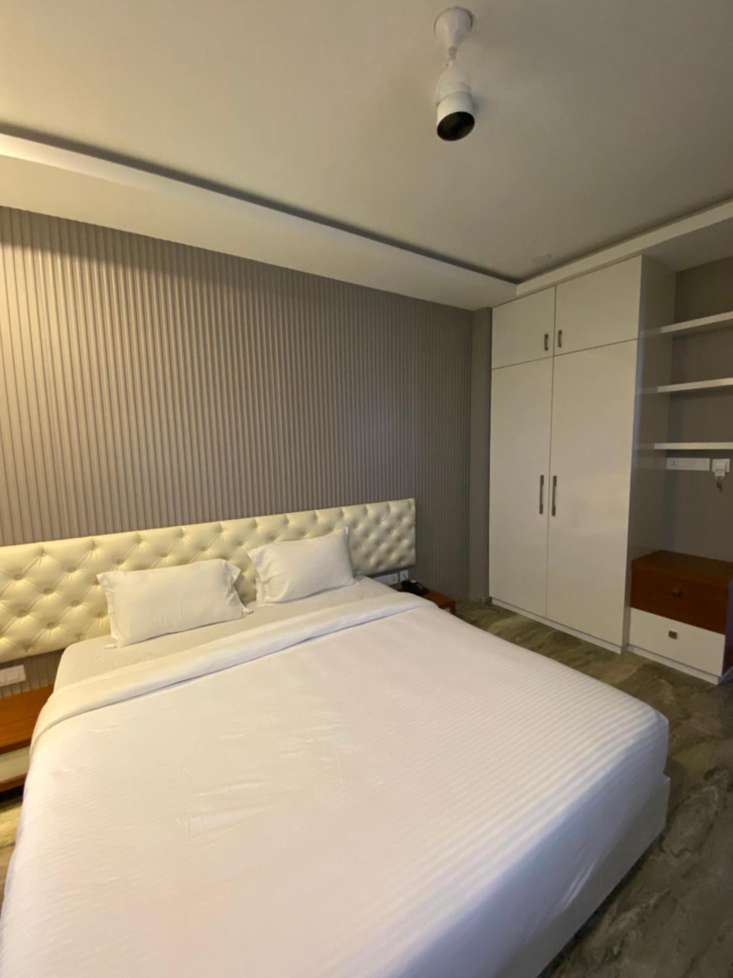 Barkah Inn Kannur Luaran gambar